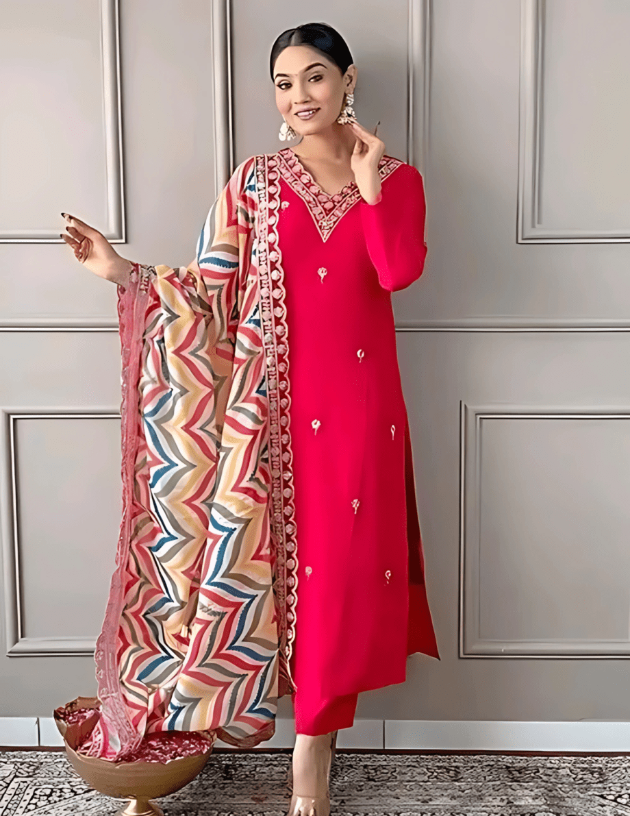 Women Chanderi Silk Kurta Pant Dupatta Set