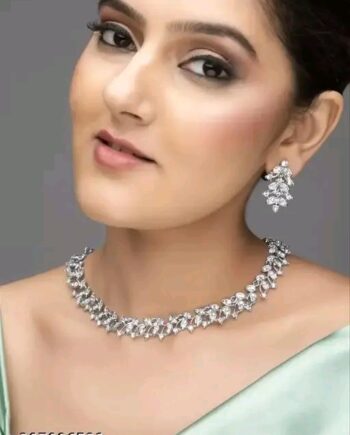Feminine Colorful Jewellery Sets